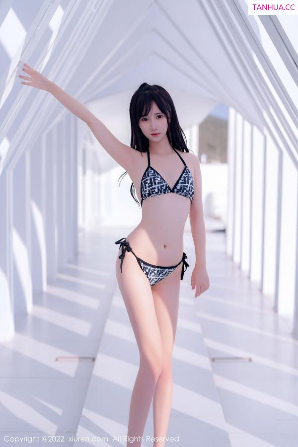 小果冻儿jelly  [XiuRen]高清写真图 2022.09.20 No.5611 小果冻儿第6张图片
